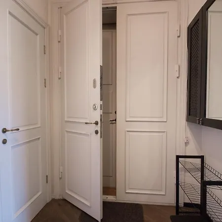 Old Sightseeing Apartman *